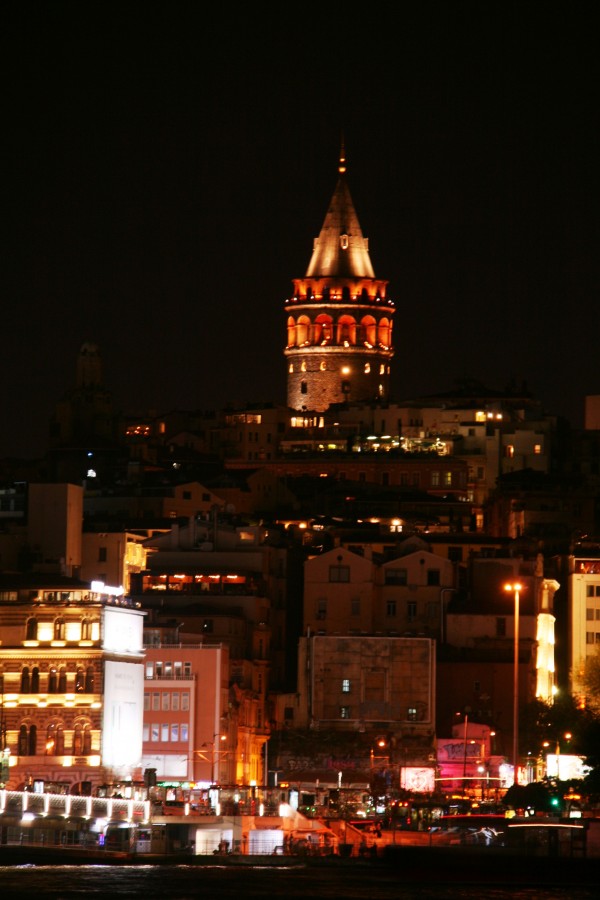 Galata tower by Locspics